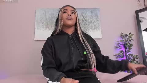 Snapshot of peachbrii chatting on October 20, 2025, 1:55 pm Briana online show from October 20, 2025, 1:55 pm