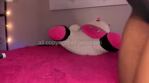 Briana online show from November 14, 2025, 2:05 pm