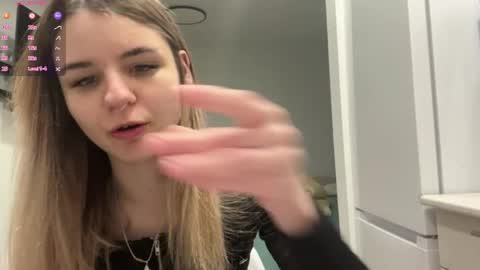 Peachy online show from April 14, 2026, 4:57 pm