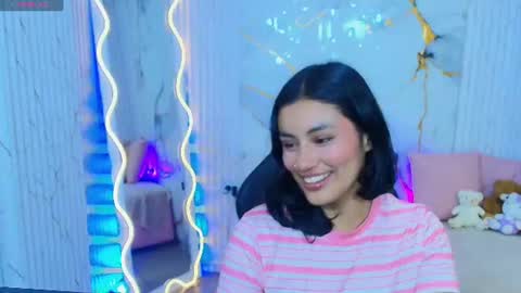 Snapshot of peachy_tay chatting on July 12, 2026, 11:34 am peachy_tay online show from July 12, 2026, 11:34 am