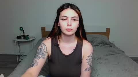 Snapshot of peachybabe__ chatting on February 5, 2025, 1:15 am Peachy online show from February 5, 2025, 1:15 am