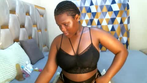 Snapshot of peachygirl255 chatting on June 5, 2026, 5:58 am Peachy online show from June 5, 2026, 5:58 am