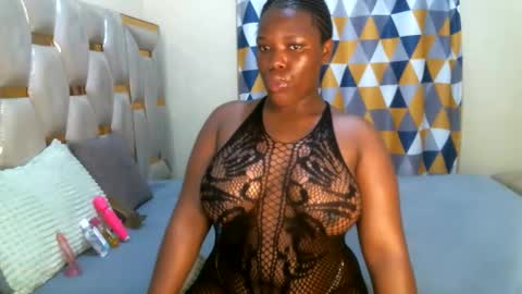 Snapshot of peachygirl255 chatting on June 7, 2026, 8:34 pm Peachy online show from June 7, 2026, 8:34 pm