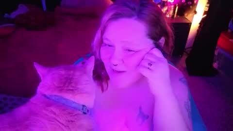 Peachy Nessa online show from March 19, 2026, 7:12 am