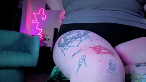 Peachy Nessa online show from March 20, 2026, 10:36 pm