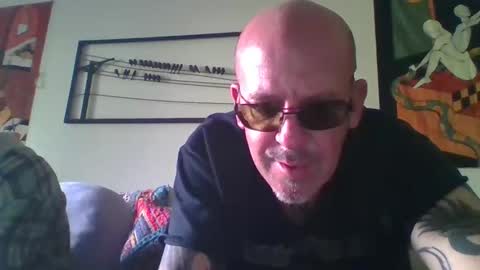 Snapshot of peanutbutterandjealous1 chatting on April 29, 2026, 5:30 pm peanutbutterandjealous1 online show from April 29, 2026, 5:30 pm