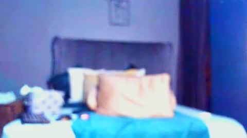 Snapshot of pearlblu38 chatting on July 11, 2026, 9:05 pm Pearl online show from July 11, 2026, 9:05 pm