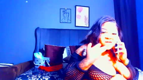 Snapshot of pearlblu38 chatting on July 26, 2026, 6:15 pm Pearl online show from July 26, 2026, 6:15 pm