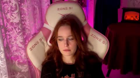 Snapshot of pearlprincess_ chatting on October 10, 2025, 1:10 pm Adelina online show from October 10, 2025, 1:10 pm