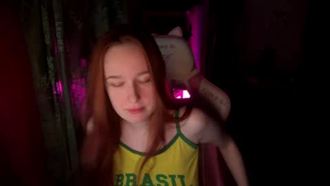Adelina online show from April 29, 2026, 3:21 am