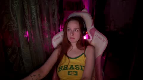 Adelina online show from May 6, 2026, 1:36 am
