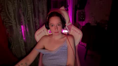 Adelina online show from June 22, 2026, 1:07 am