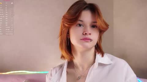 Lily online show from October 19, 2025, 12:11 am