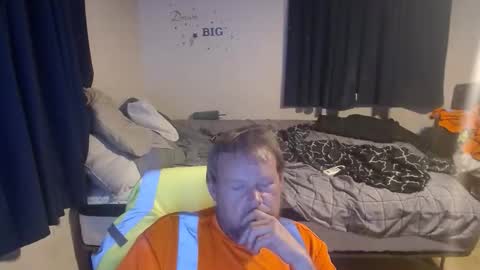 pecker40 online show from February 25, 2026, 1:59 am