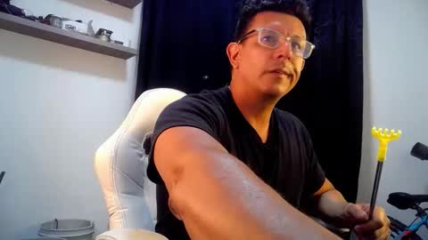 Pedro online show from April 24, 2026, 3:42 am