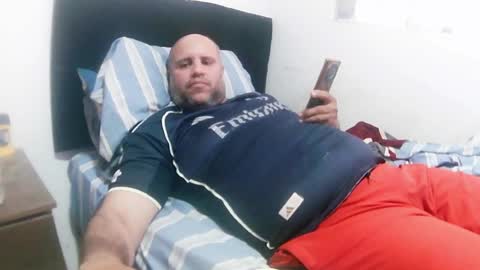 Snapshot of pedrofalfan chatting on May 3, 2026, 6:25 pm Pedro online show from May 3, 2026, 6:25 pm