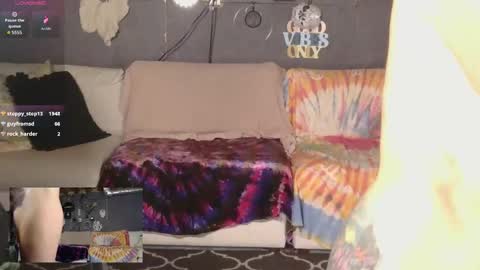 Snapshot of peekclimaxxx chatting on October 16, 2025, 2:56 am NEXT CHILL SESH  1130 930pm -ish PEEK online show from October 16, 2025, 2:56 am