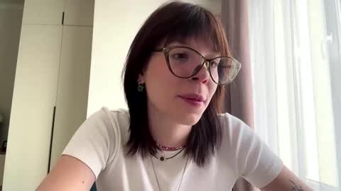 Lolly online show from December 3, 2025, 9:07 am