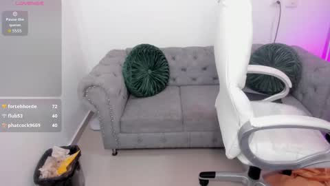 Snapshot of pekylove chatting on September 23, 2025, 9:40 pm pekylove online show from September 23, 2025, 9:40 pm