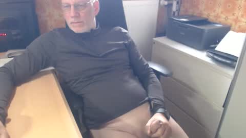 Pemue65 online show from May 13, 2026, 6:44 am