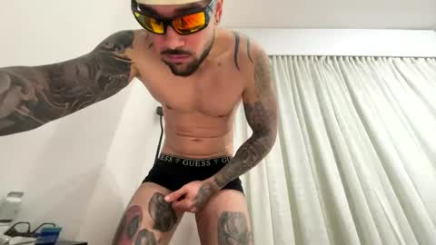 penebunny online show from April 3, 2026, 5:38 am