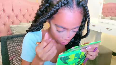 peneelopeecute online show from June 24, 2026, 7:57 pm