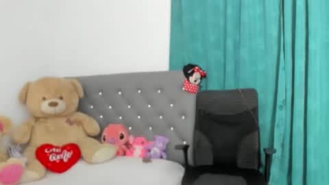 Snapshot of penelope_fox29 chatting on April 27, 2026, 4:27 pm penelope_fox29 online show from April 27, 2026, 4:27 pm