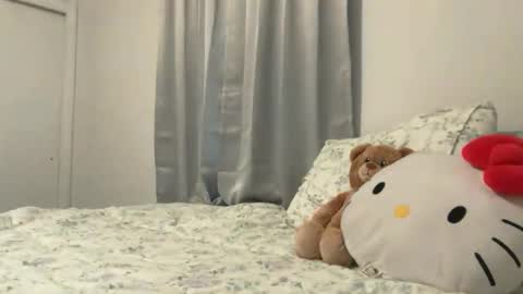 penelopeinwonderland online show from May 8, 2026, 2:39 am