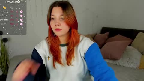 penelopeonegrey online show from March 3, 2025, 1:09 pm