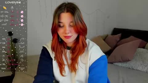 penelopeonegrey online show from March 3, 2025, 4:14 pm