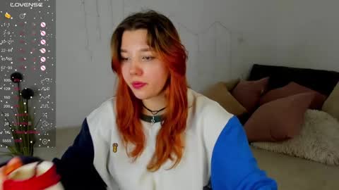 penelopeonegrey online show from March 4, 2025, 10:46 am