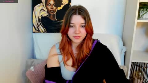 penelopeonegrey online show from March 5, 2025, 10:11 am