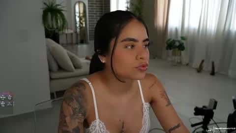 penelopesexx_ online show from July 30, 2026, 4:17 pm
