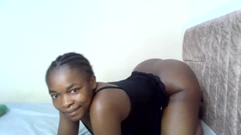 pengcaramell2 online show from April 13, 2026, 10:32 am