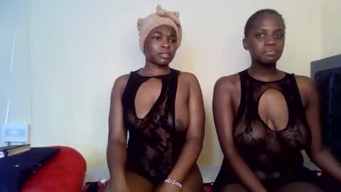 pengcaramell2 online show from April 29, 2026, 9:57 am