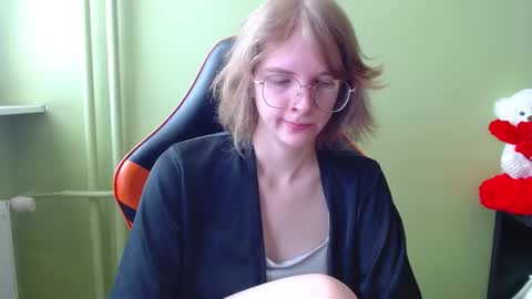 Penny online show from April 29, 2026, 6:39 am