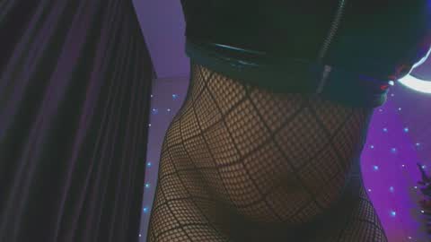 Snapshot of pepper_cat chatting on December 11, 2024, 5:10 am Dia online show from December 11, 2024, 5:10 am