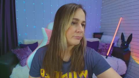 Snapshot of pepper_cat chatting on March 1, 2025, 3:32 am Dia online show from March 1, 2025, 3:32 am