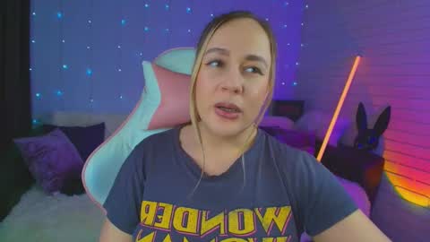 Snapshot of pepper_cat chatting on March 3, 2025, 11:22 am Dia online show from March 3, 2025, 11:22 am