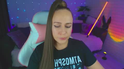 Snapshot of pepper_cat chatting on September 14, 2025, 7:13 pm Dia online show from September 14, 2025, 7:13 pm