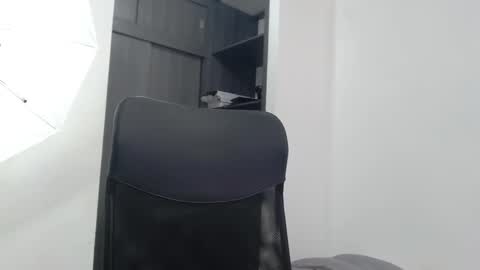 percibal_junior1 online show from January 23, 2025, 1:02 pm