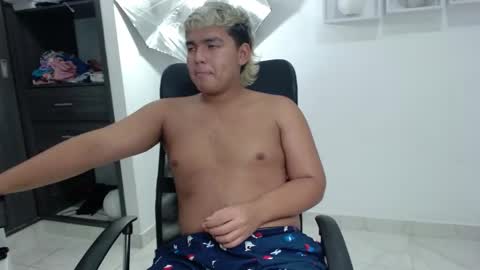 percibal_junior1 online show from January 28, 2025, 5:22 am