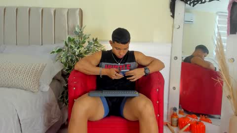 Snapshot of percy_god chatting on October 8, 2025, 7:00 pm percy_god online show from October 8, 2025, 7:00 pm