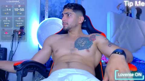 Snapshot of perfec_king00 chatting on November 10, 2025, 2:27 pm Jacob online show from November 10, 2025, 2:27 pm