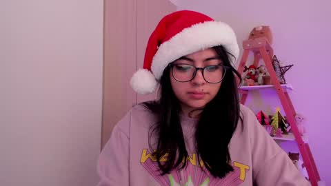 Sarah Ana Banana online show from December 23, 2024, 2:07 pm