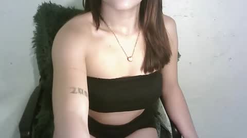 Snapshot of perfect_cunt4u chatting on March 12, 2026, 12:50 am perfect_cunt4u online show from March 12, 2026, 12:50 am