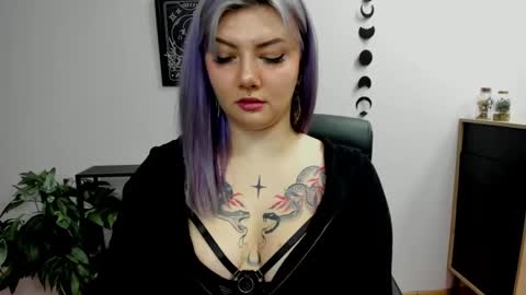 Gabbie online show from February 4, 2025, 6:49 pm