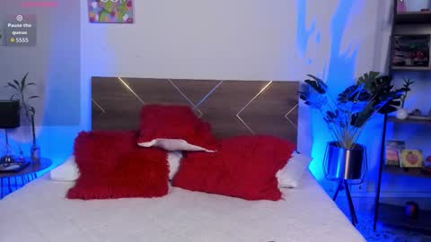 Snapshot of perfectdesign1 chatting on March 12, 2026, 12:33 pm perfectdesign1 online show from March 12, 2026, 12:33 pm