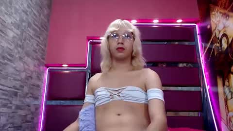 perfectlump online show from October 30, 2025, 3:35 pm