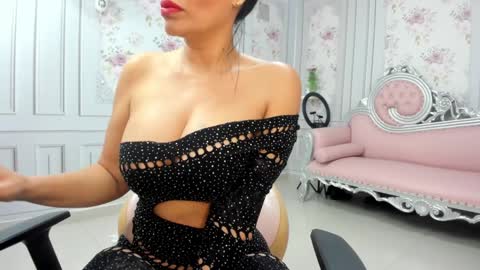 PERLA online show from December 19, 2024, 1:28 am